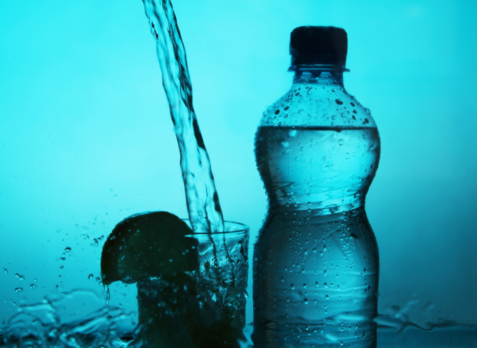 Грешката што ја правите кога пиете вода е штетна за вашето здравје