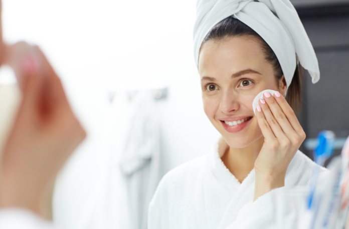 Чувствителна кожа: 3 совети кои вреди да се знаат за правилна нега на кожата